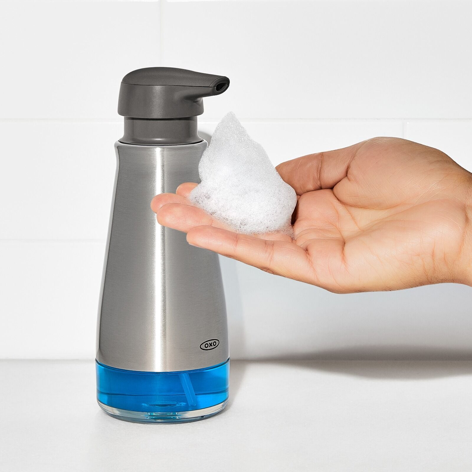 stainless-steel-foaming-soap-dispenser-b7 gg_13331100_ss_foaming_soap_dispenser_pdp_01.jpg