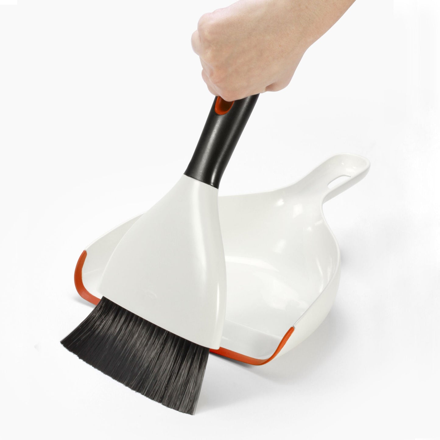dustpan-and-brush-set-c5 gg_1334480_7_dustpan_brush_set.jpg