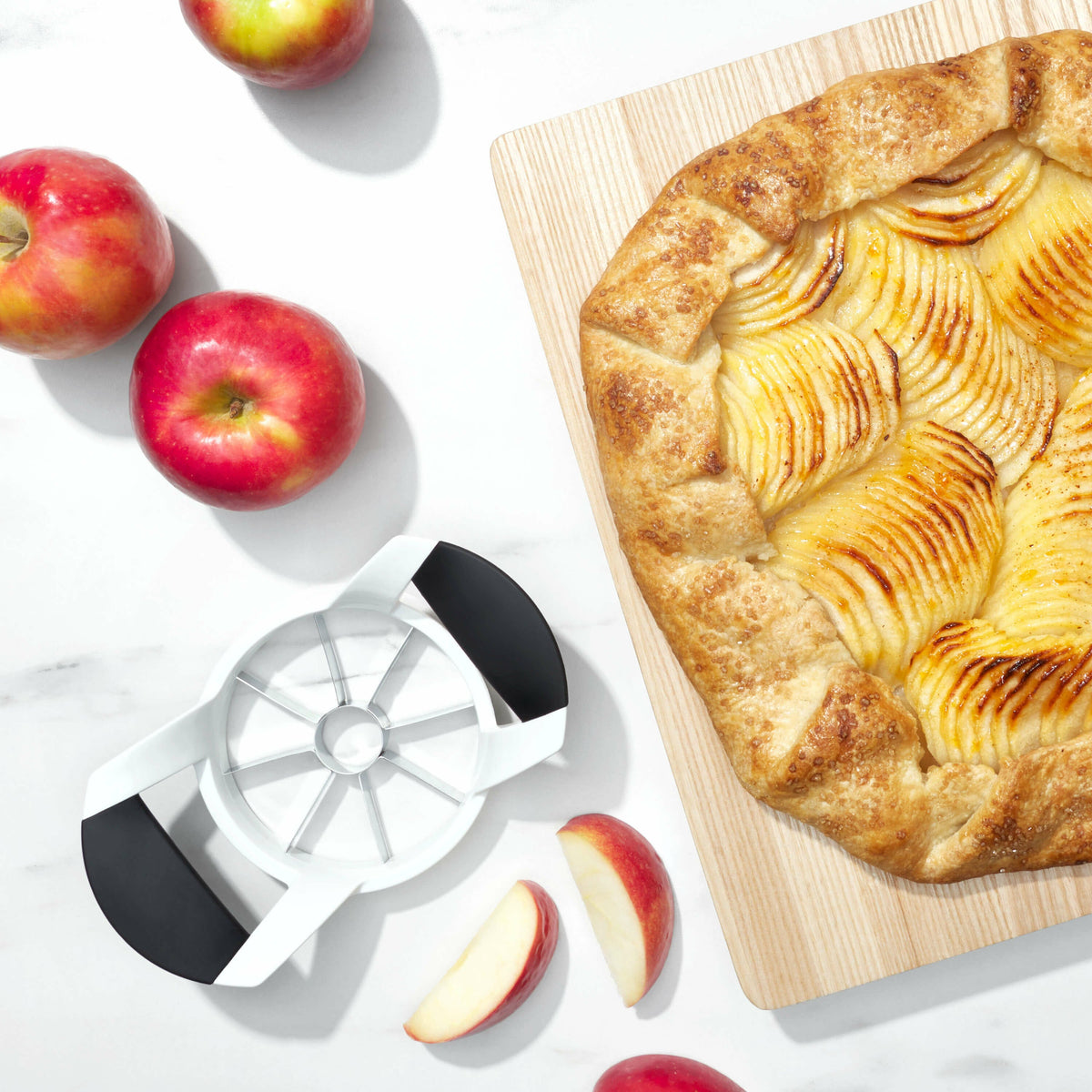apple-divider-d6 gg_32681_9d_1_.jpg