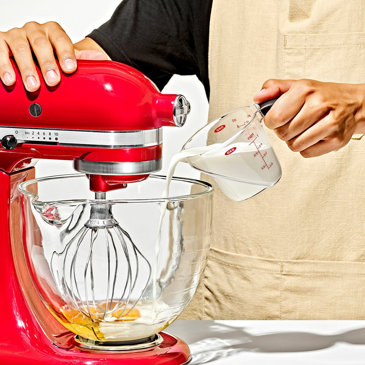 1-cup-angled-measuring-cup-x0 gg_70881v6_1cupangledmeasuringcup_02.jpg