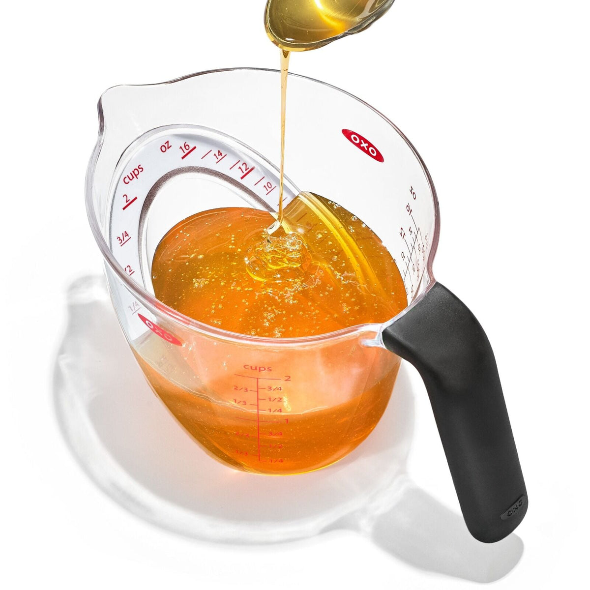 3-piece-angled-measuring-cup-set-e4 gg_70881v6_1cupangledmeasuringcup_pdp_04.jpg