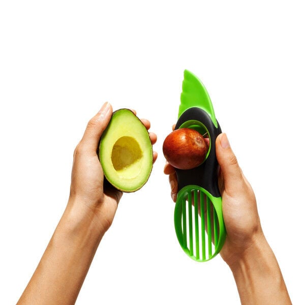 3-in-1-avocado-slicer-v9 gps9jomyzcutbaoabaos.jpg