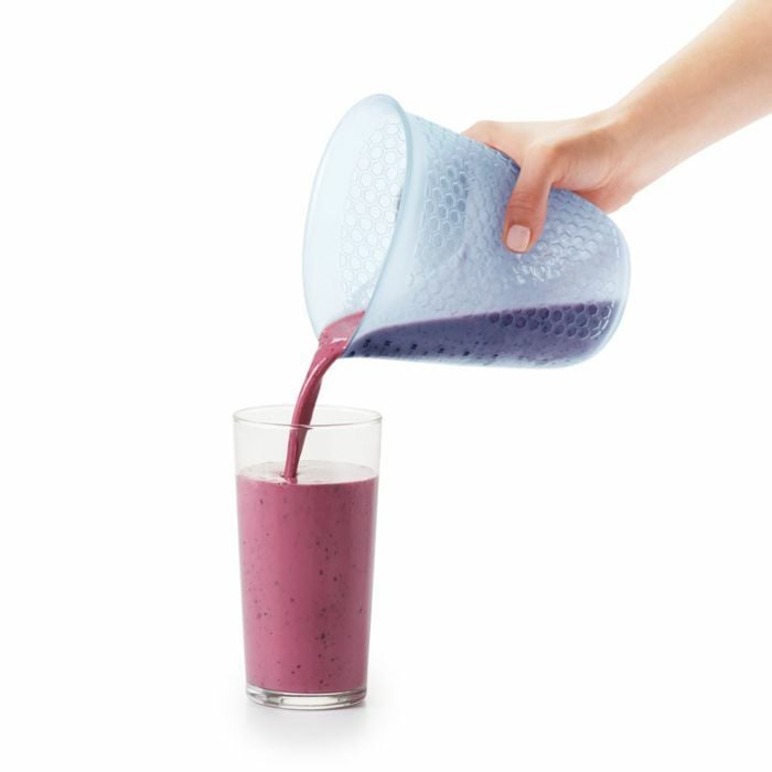4-cup-squeeze-and-pour-measuring-cup-w1 measuring_cup_1.jpg