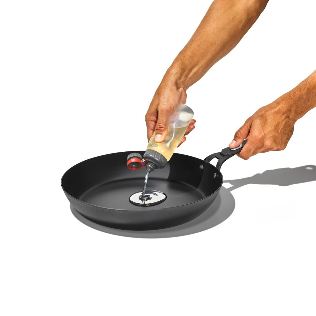 carbon-steel-with-removable-handle-10in-pan-t3 od__2059640001__10incarbonsteelpan_79_p_02_rgb.jpg