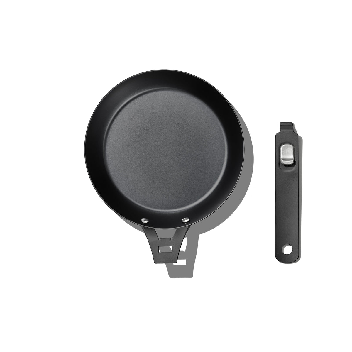 carbon-steel-with-removable-handle-8in-pan-g5 od__2059660001__8incarbonsteelpan_75_rgb.jpg
