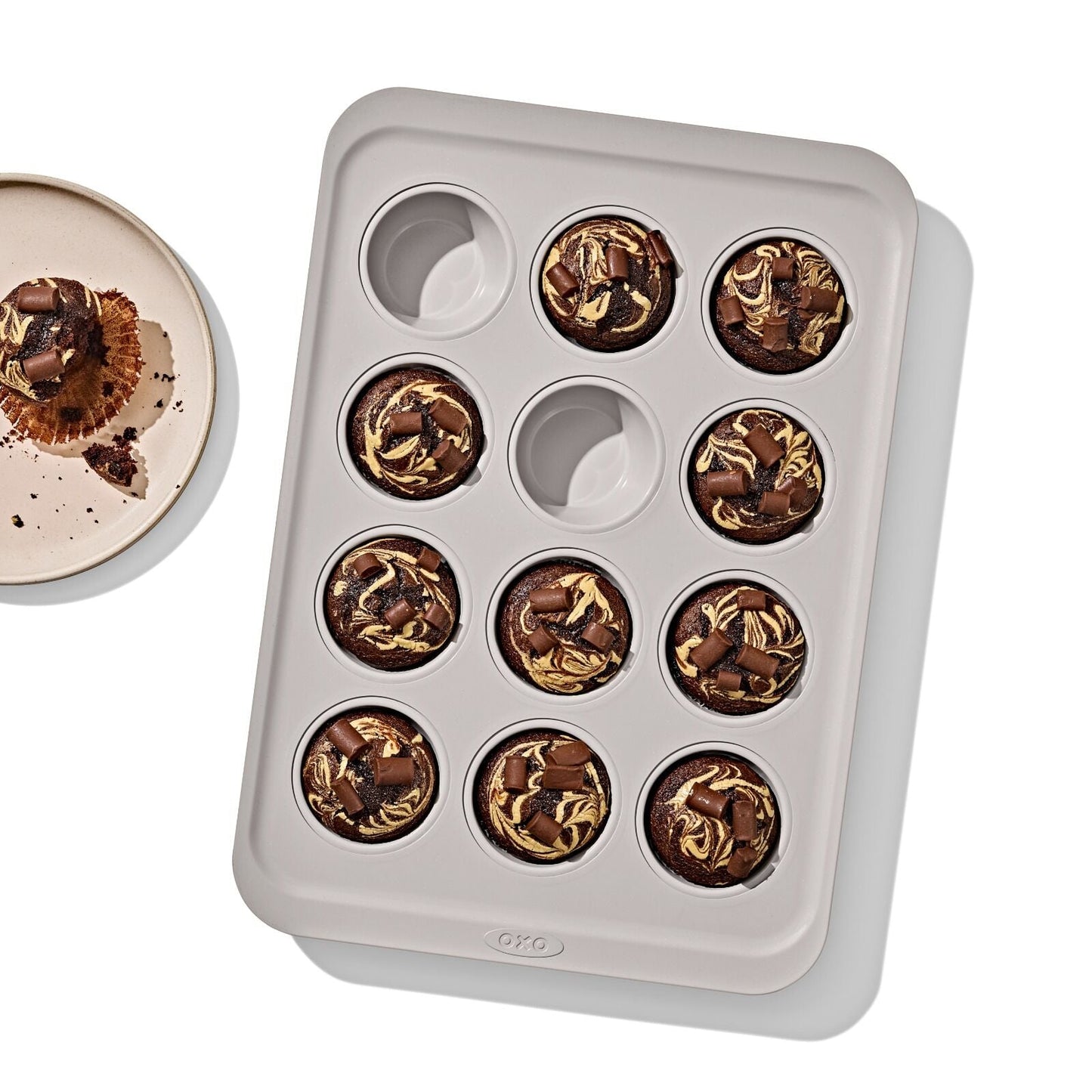 non-stick-pro-ceramic-coated-metal-bakeware-12-cup-muffin-pan-storm-blue-c6 oxo_12-cup-muffin-pan_pdp_01.jpg