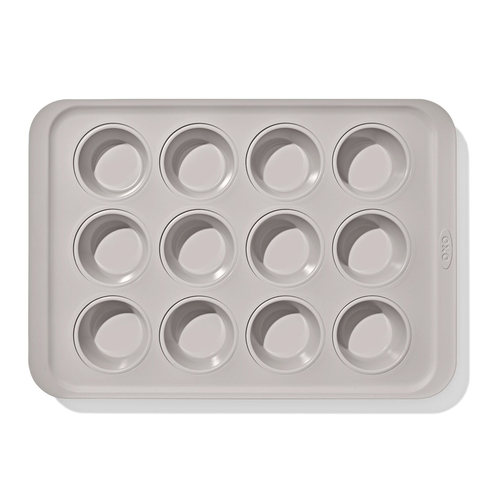 non-stick-pro-ceramic-coated-metal-bakeware-12-cup-muffin-pan-x0 oxo_12-cup-muffin-pan_pdp_05_1.jpg