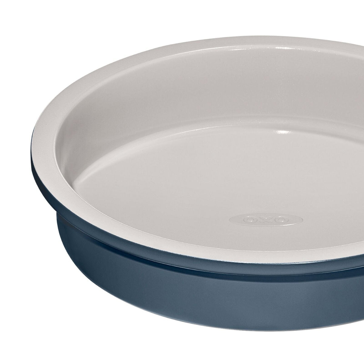 non-stick-pro-ceramic-coated-metal-bakeware-9-round-cake-pan-storm-blue-t4 oxo_9in-round-cake-pan-stormblue_apdp_02.jpg