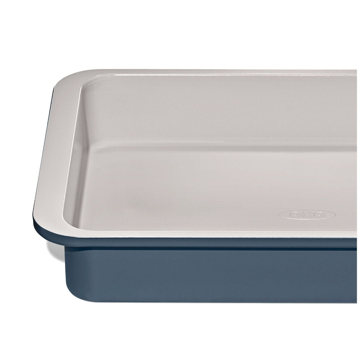 non-stick-pro-ceramic-coated-metal-bakeware-9-x-13-cake-pan-storm-blue-y1 oxo_9x13-cake-pan-stormblue_pdp_05.jpg