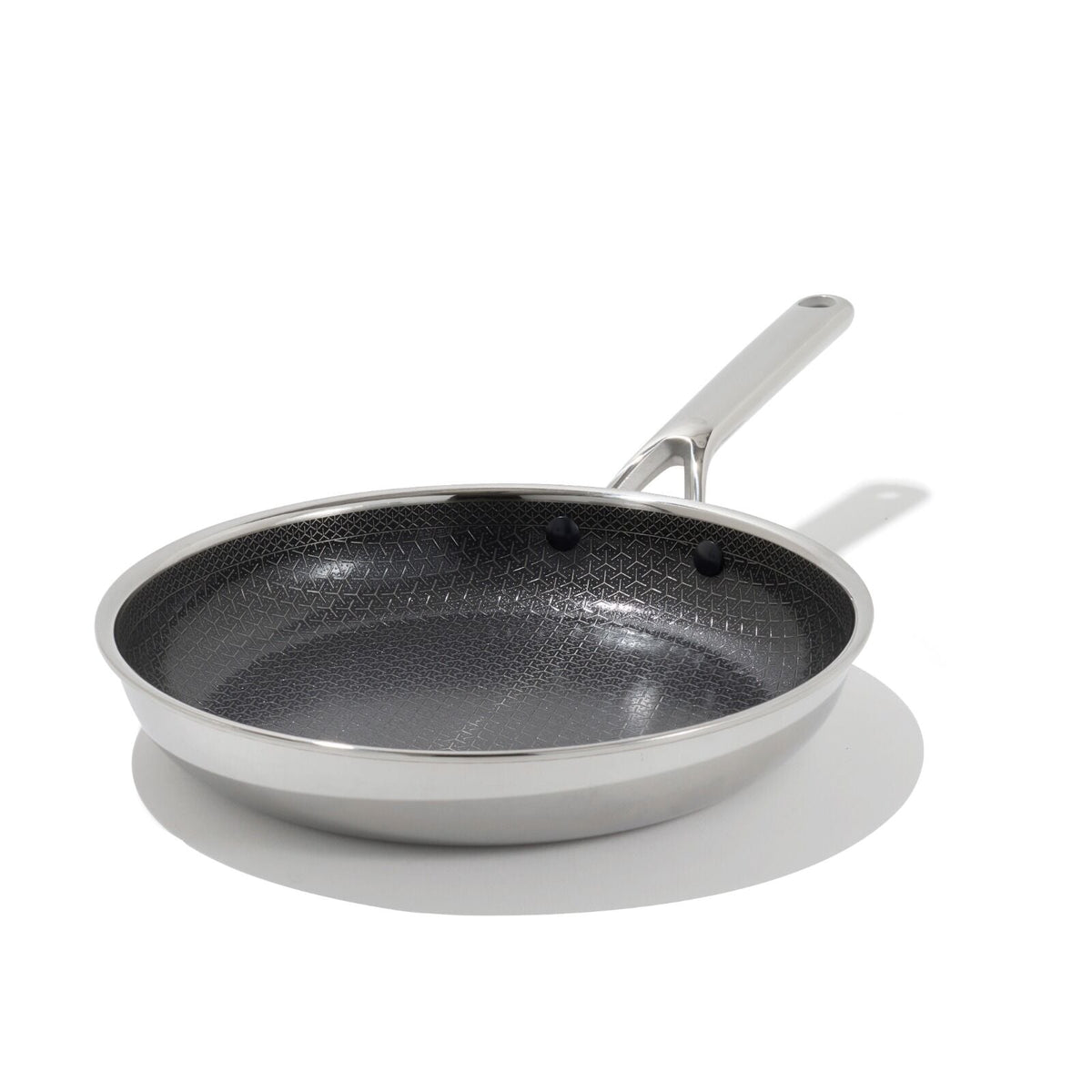 trident-hybrid-non-stick-stainless-steel-10-in-fry-pan-p4 oxo_cc010462-001_trident-10in-fry-pan_02.jpg