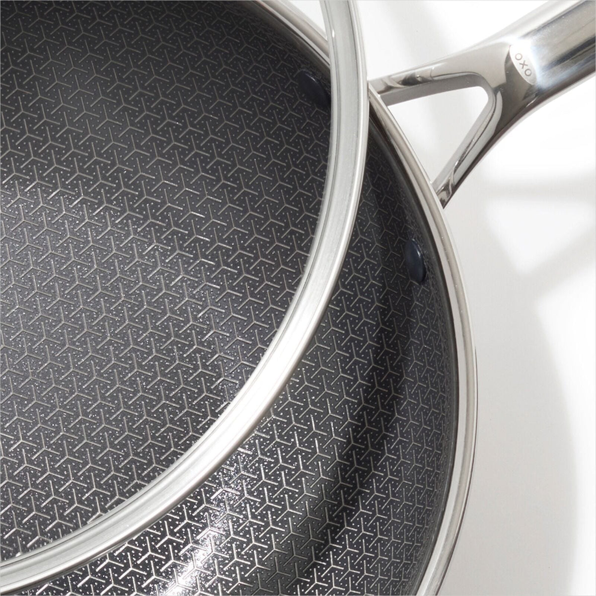trident-hybrid-non-stick-stainless-steel-5-qt-wok-with-lid-d7 oxo_cc010464-001_trident-12in-wok_ss_pdp_03.jpeg