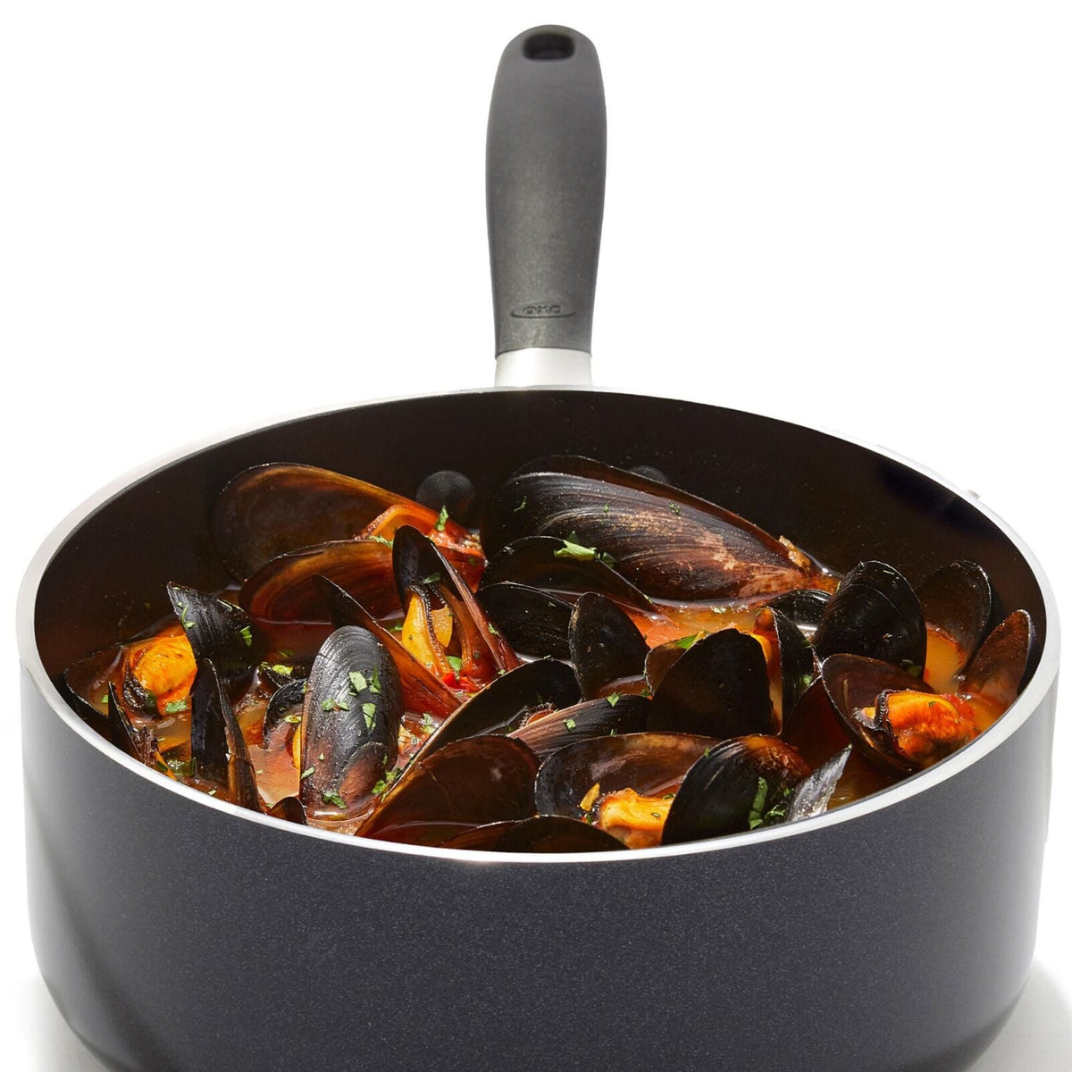 non-stick-pro-every-day-1-6-qt-saucepan-with-lid-h1 oxo_cc010467-001_nonstick-everyday-1p6qt-saucepan_pdp_05.jpg