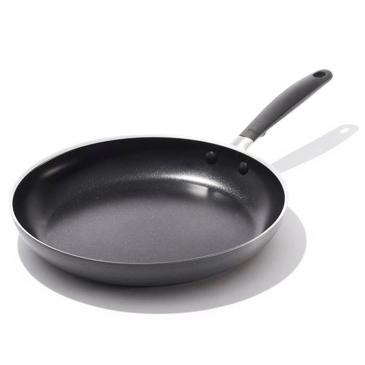 non-stick-pro-every-day-12-inch-frypan-b0 oxo_cc010470-001_nonstick-everyday-12in-fry-pan_pdp_01.jpg