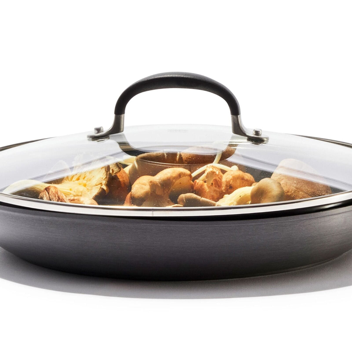 non-stick-pro-every-day-12-inch-frypan-with-lid-m6 oxo_cc010471-001_nonstick-everyday-12in-fry-pan-w-lid_pdp_05.jpg