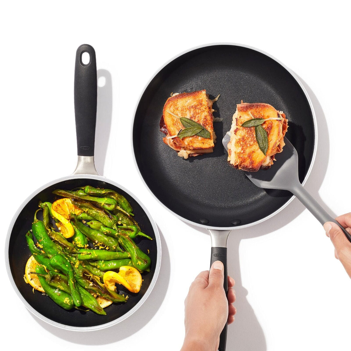 non-stick-pro-every-day-2-piece-frypan-set-l9 oxo_cc010473-001_nonstick-everyday-2pc-fry-pan-set_pdp_03.jpg