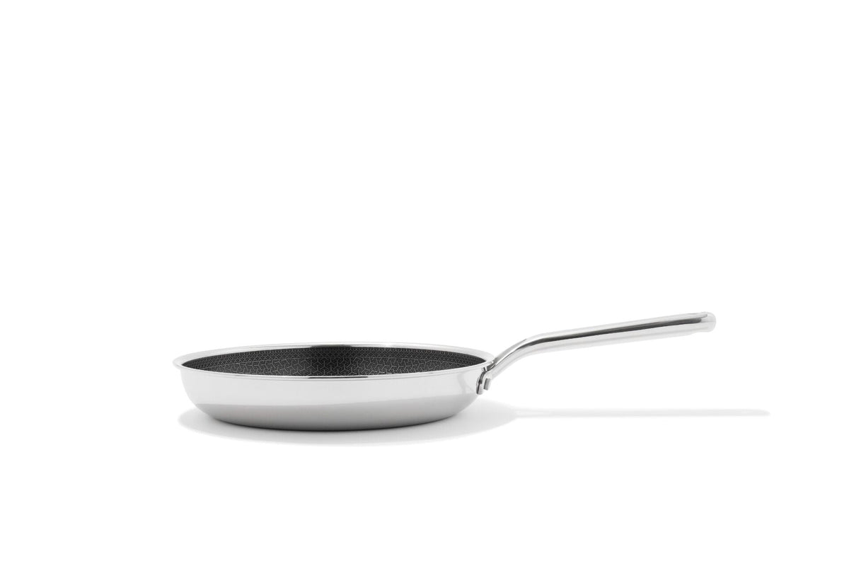 trident-hybrid-non-stick-stainless-steel-10-piece-set-c4 oxo_cc011152-001_trident-10pc-set_04.jpg