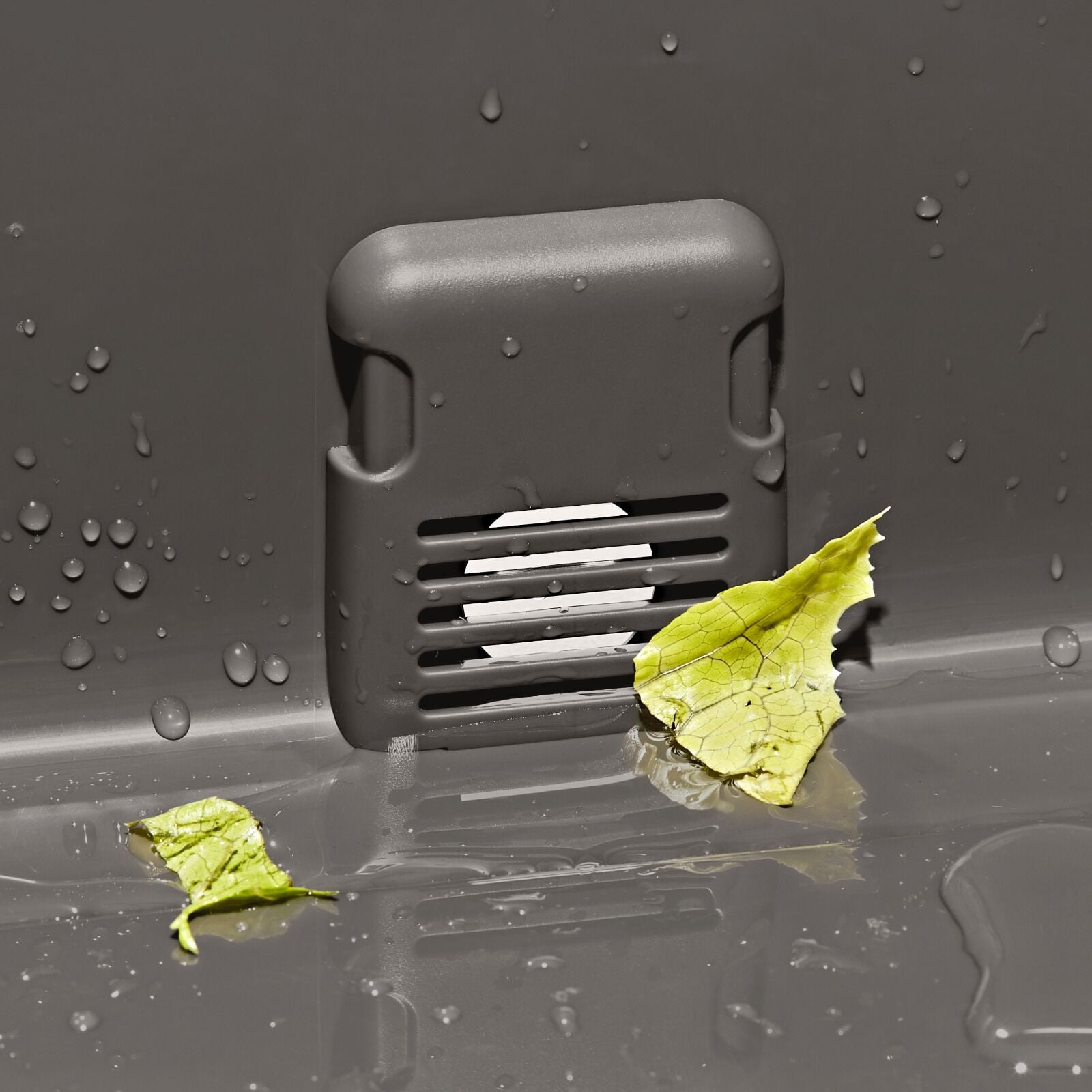outdoor-wash-dry-and-stow-system-x4 oxo_cleaning_system_outdoor-9112100_034.jpg