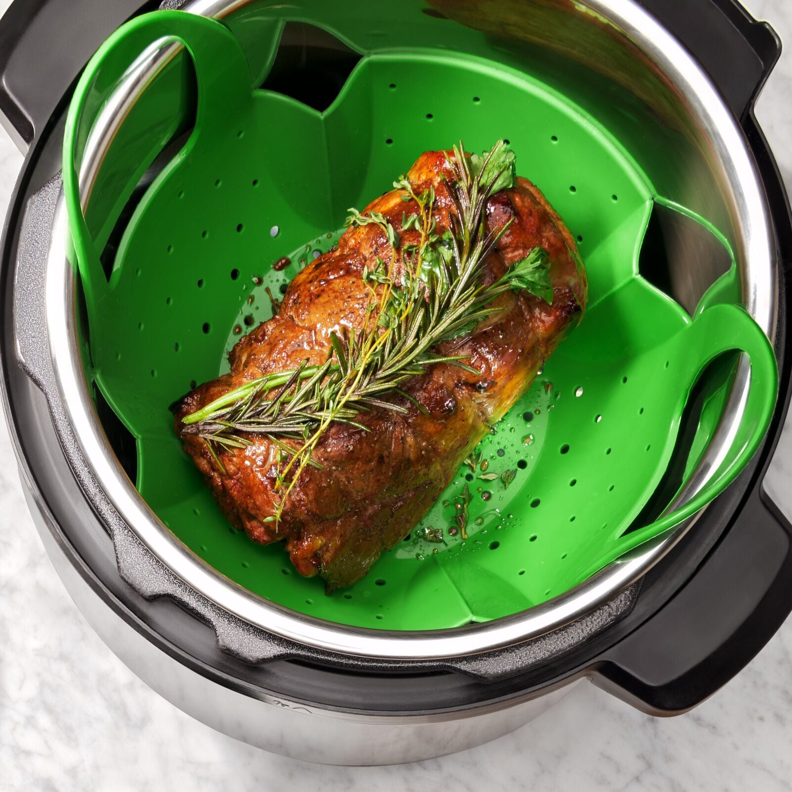 silicone-steamer-l7 oxo_food_silicone_steamer-1142380_011.jpg