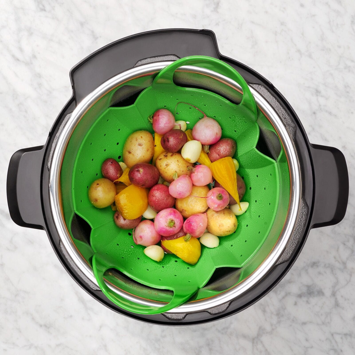 silicone-steamer-l7 oxo_food_silicone_steamer-1142380_012.jpg