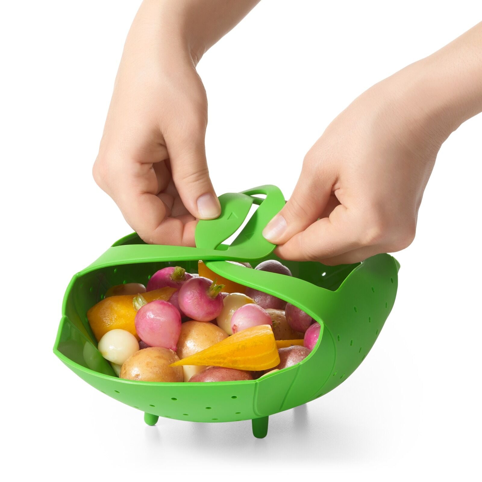 silicone-steamer-l7 oxo_food_silicone_steamer-1142380_015.jpg