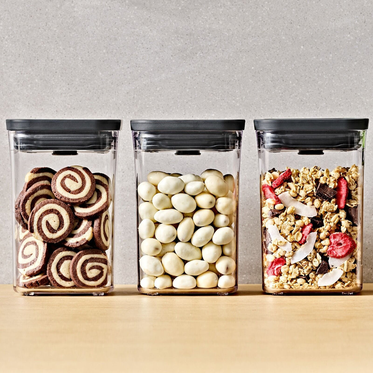 3-piece-pop-container-set-i6 oxo_gg_11430000_3piecepopcontainerset_matteblack_pdp_02.jpeg