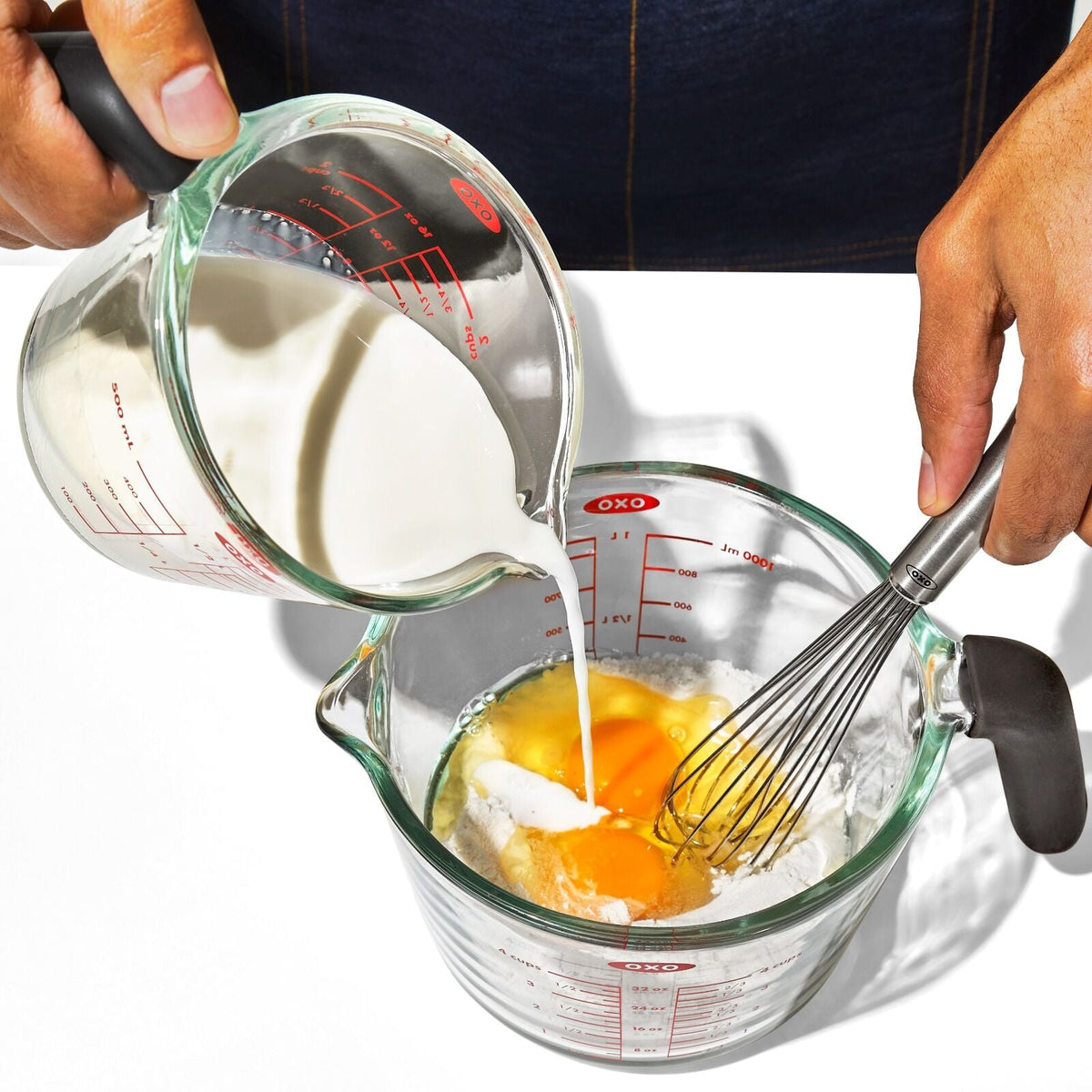 2-cup-and-4-cup-glass-measuring-cup-set-t8 oxo_glass_measuring_cups-11384700_016.jpg