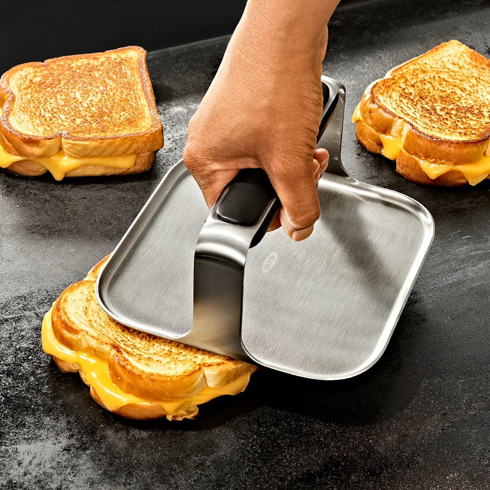 oxo-good-grips-griddle-press-j1 oxo_griddle-press_pdp_08.jpeg