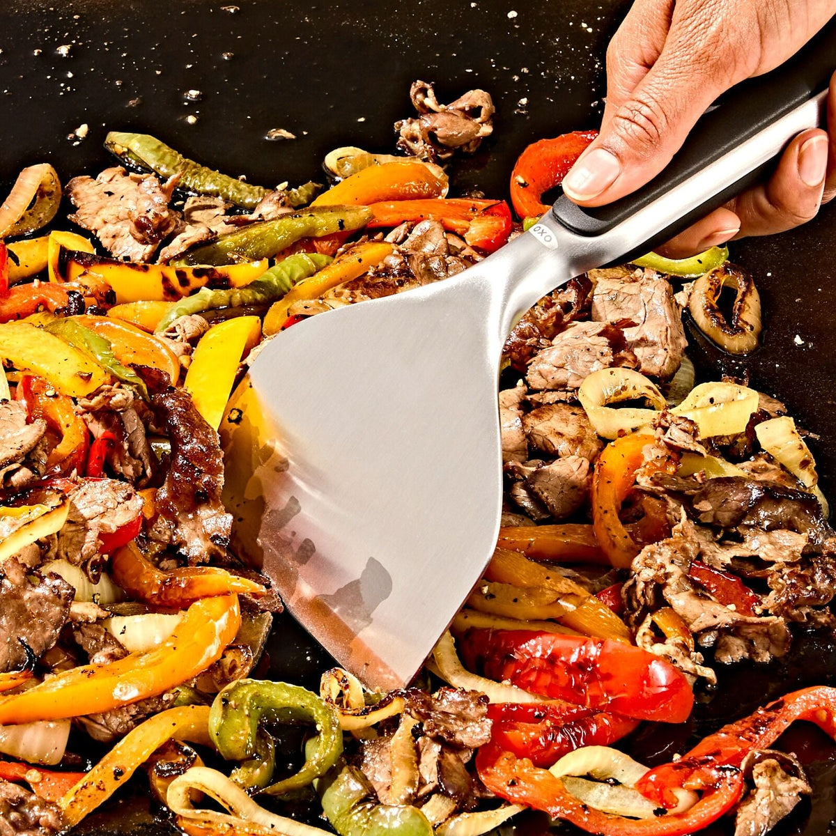 griddle-scraper-i4 oxo_griddle-scraper_pdp_02.jpeg