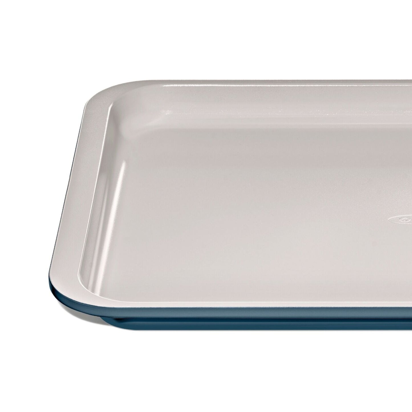 non-stick-pro-ceramic-coated-metal-bakeware-half-sheet-pan-storm-blue-m8 oxo_half-sheet-pan-stormblue_pdp_05.jpg