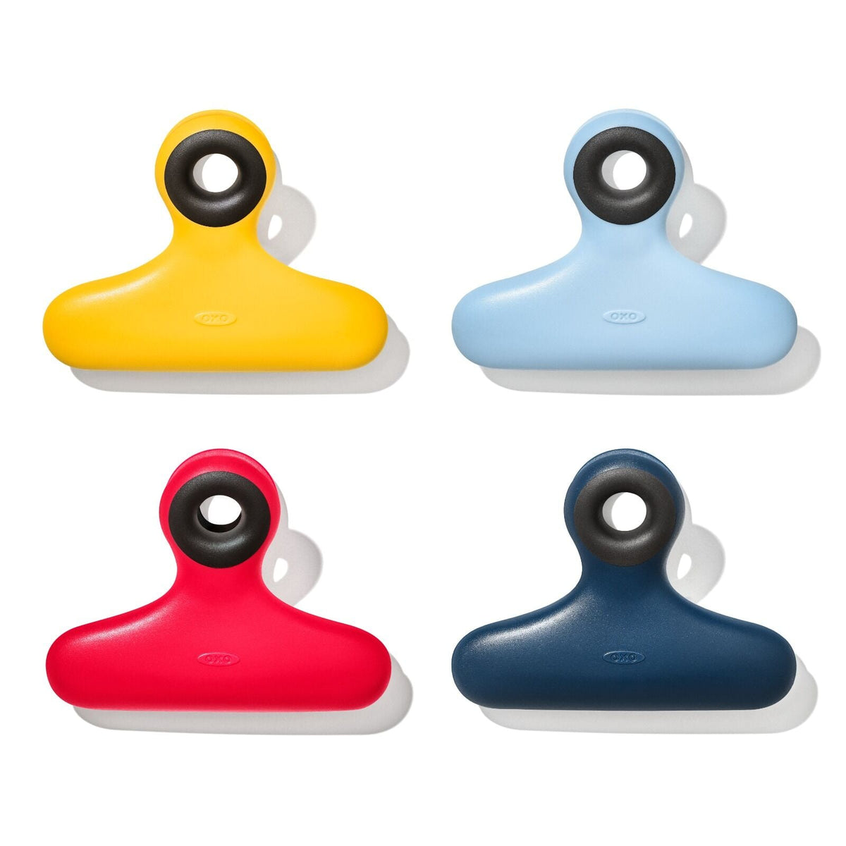 magnetic-heavy-duty-clips-4-piece-m9 oxo_heavy-duty_clips-13362600_009.jpg