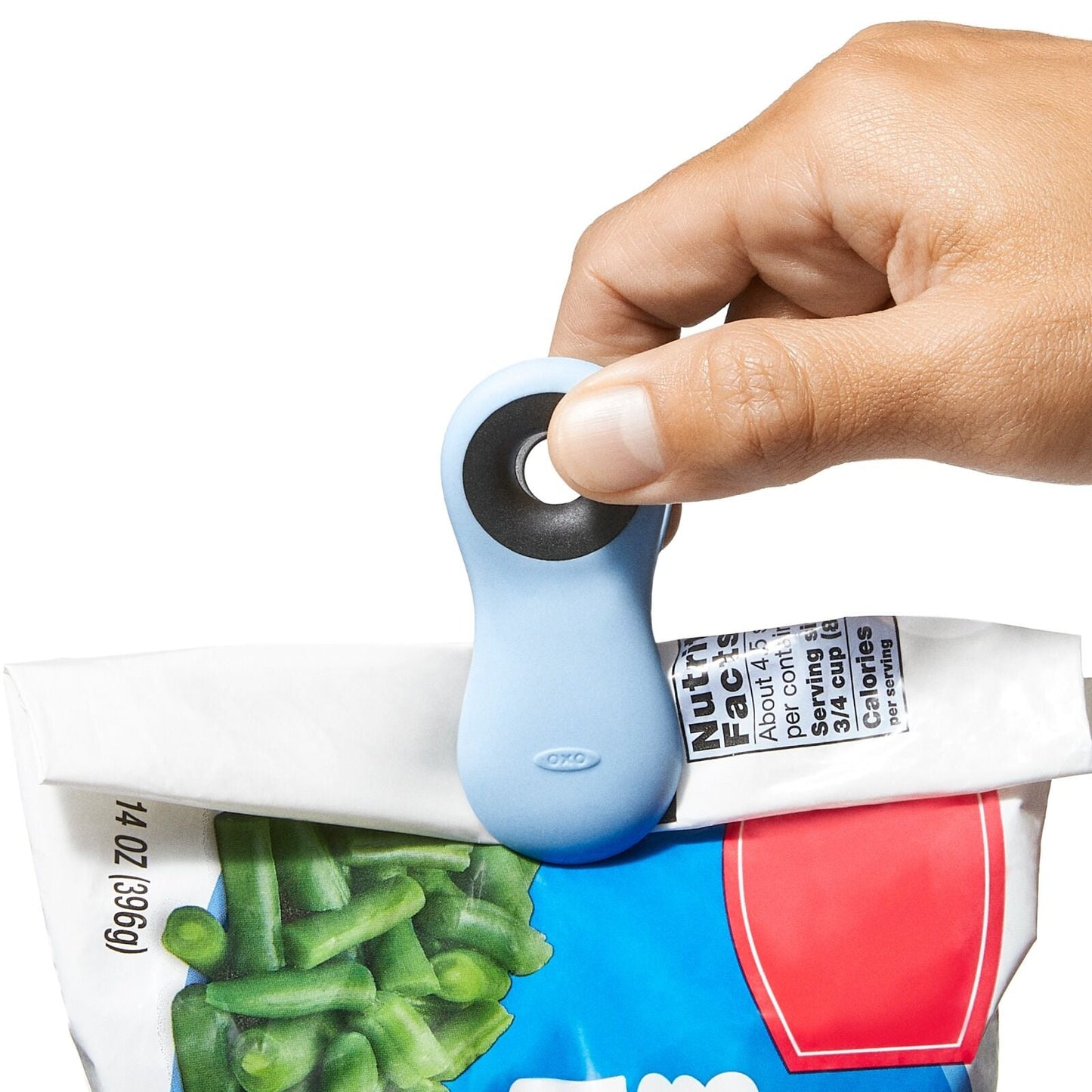 magnetic-all-purpose-clips-4-pack-assorted-colors-w3 oxo_magnetic_clips_set-13328400_017_1.jpg