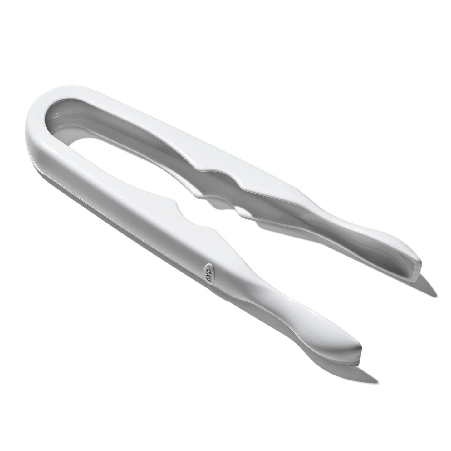 pop-mini-tongs-3-pack-c6 oxo_mini_kitchen_tongs-13382400_017.jpg