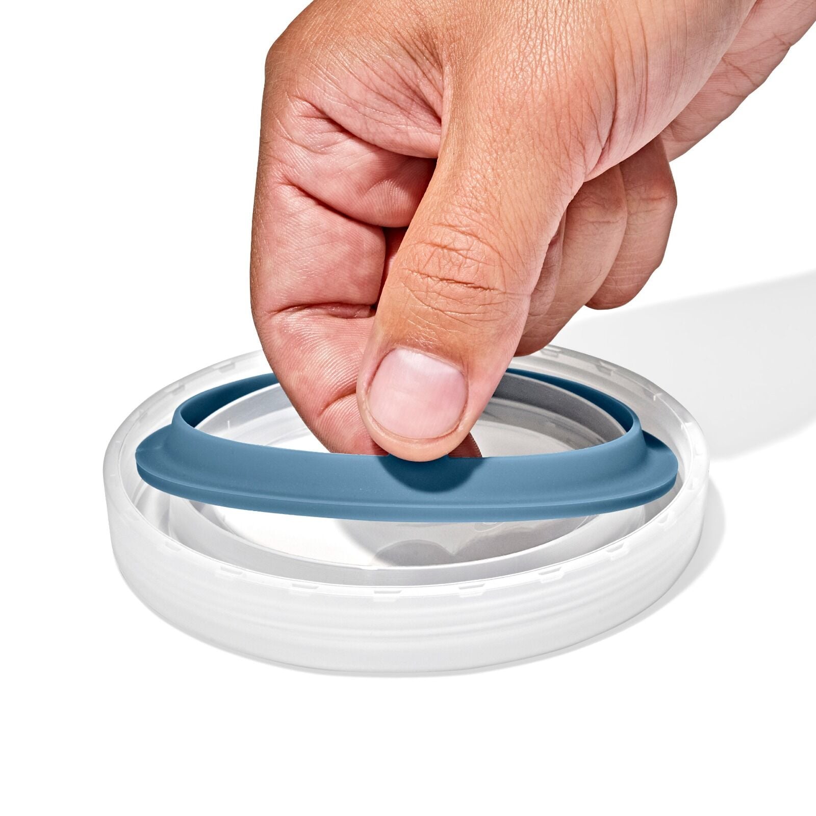 prep-and-go-small-cup-duo-a0 oxo_prep-go-duo-cup_pdp_04.jpeg