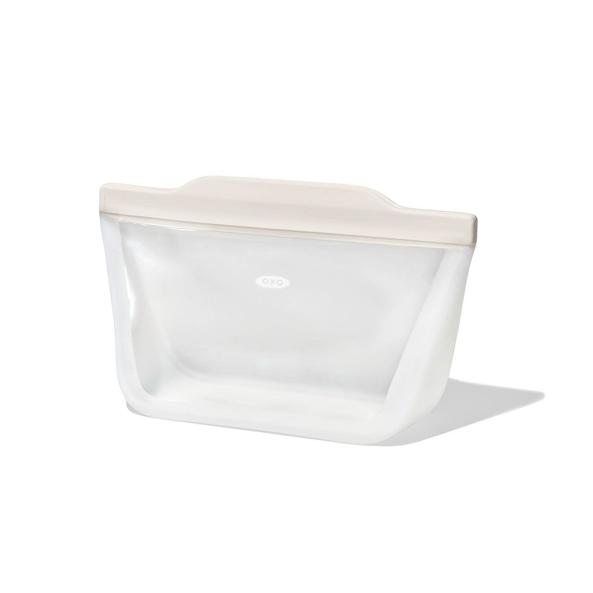 silicone-reusable-bag-stand-up-quart-32-oz-oat-z1 oxo_reusable_snack_bag-11386100_017.jpg