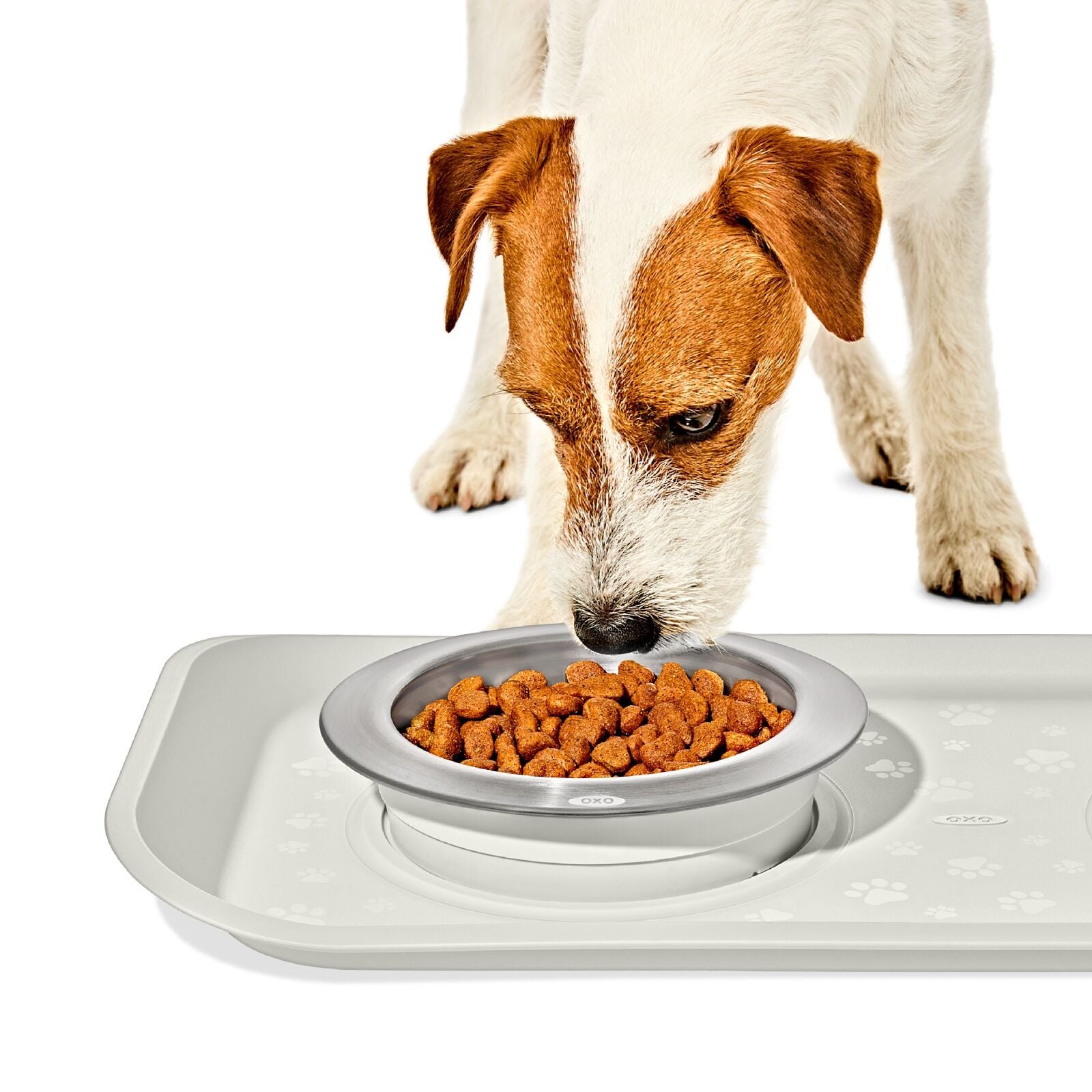 oxo-pet-nonslip-bowl-small-1-cup-240-ml-v7 pet_7101800_nonslip-small-bowl_pdp_02.jpeg