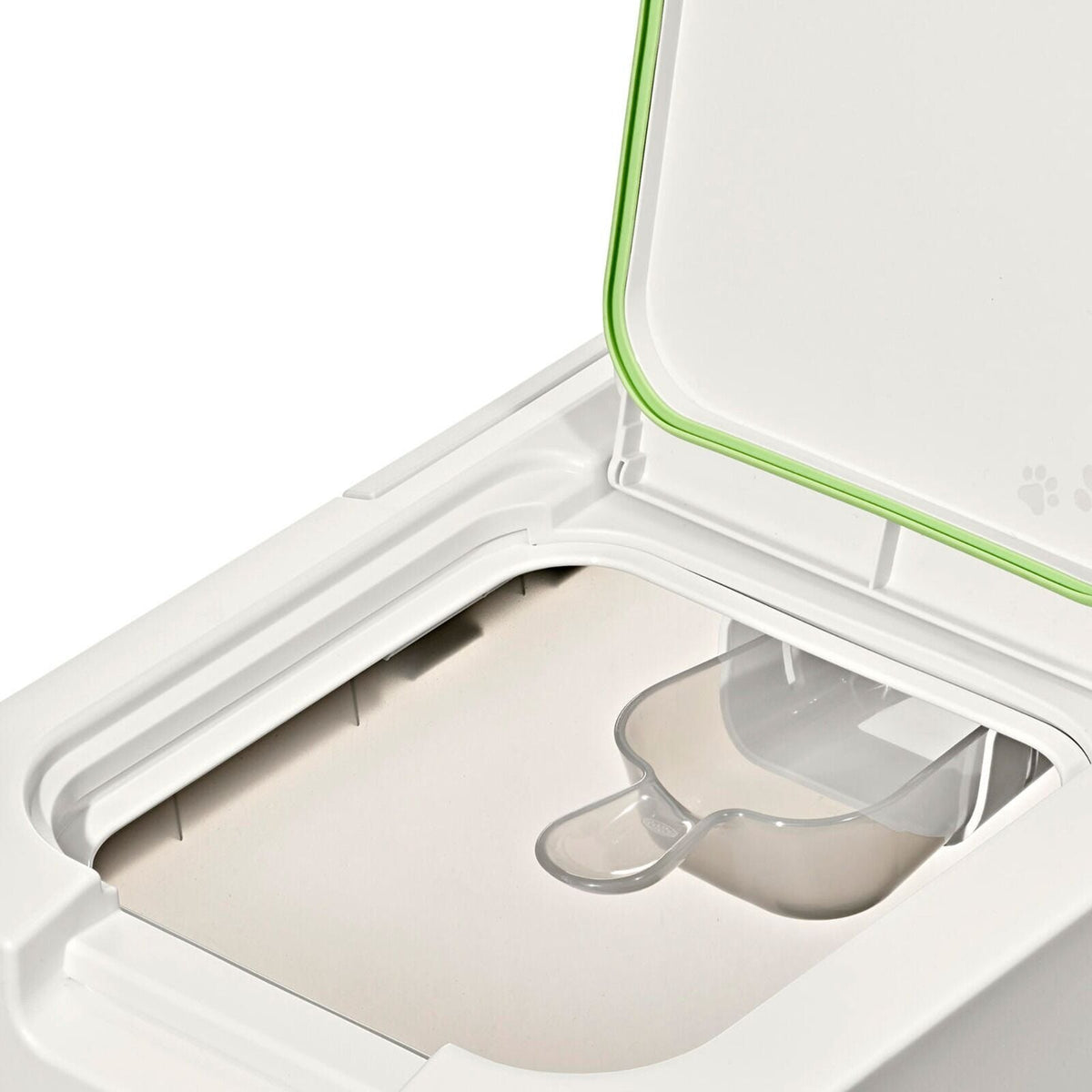 oxo-pet-airtight-food-container-with-scoop-large-b8 pet_7301500_airtight-food-container-large_pdp_03.jpeg
