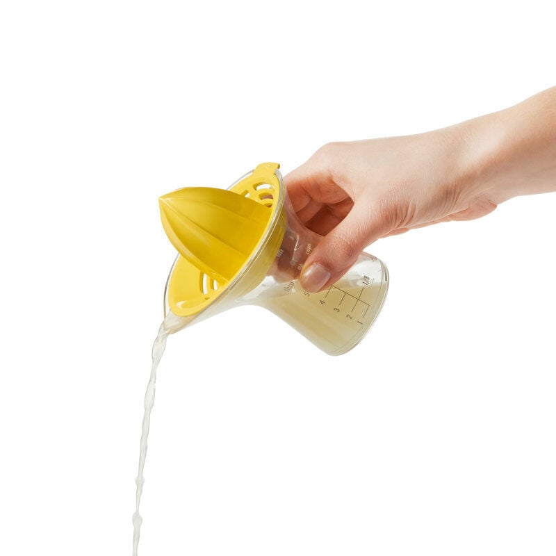 small-citrus-juicer-b1 small2.jpg