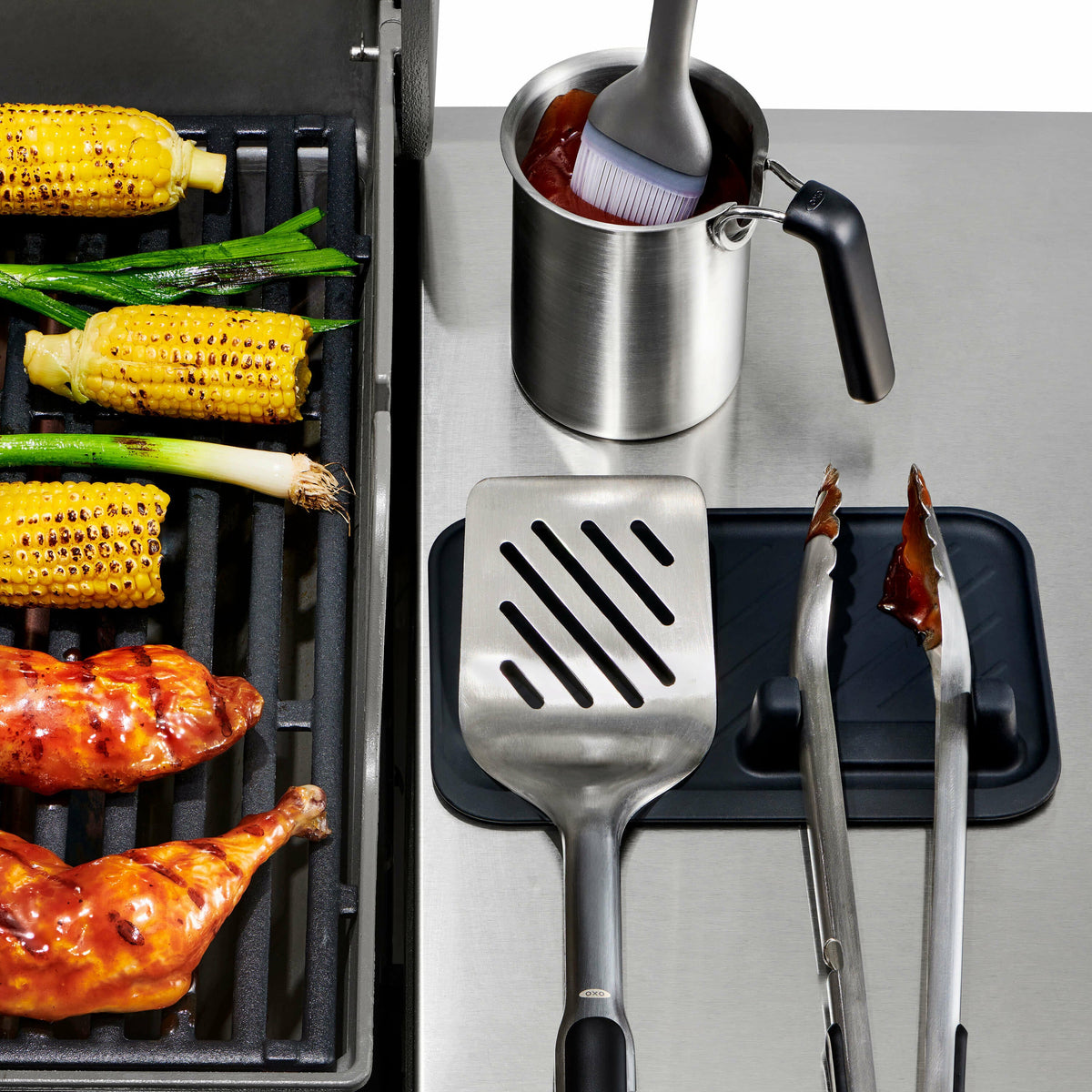 grilling-tool-rest-n3 sw_21185800_052020_7_rgb_1_.jpg