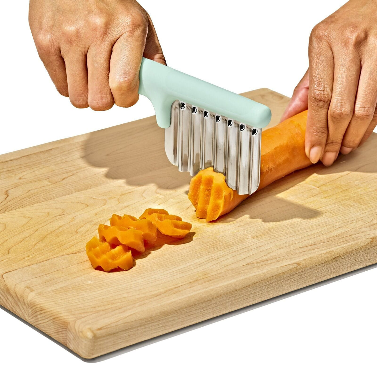 crinkle-cutter-e7 tot_61176500_crinkle-cutter-opal_pdp_03.jpeg