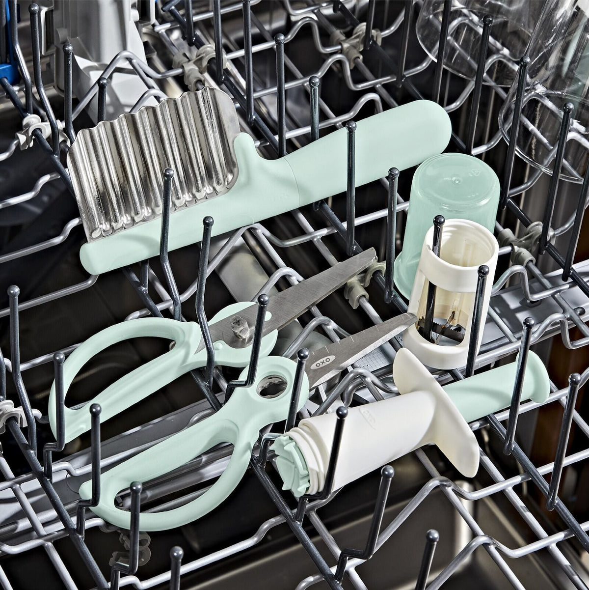 cut-and-prep-set-3-piece-h4 tot_61176700_baby-food-prep-set_pdp_06.jpeg