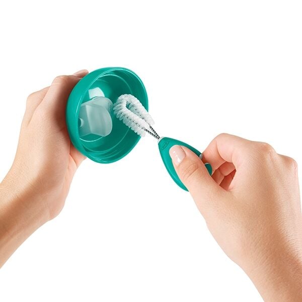 cleaning-set-for-straw-and-sippy-cups-j3 tot_62123100_4b.jpg