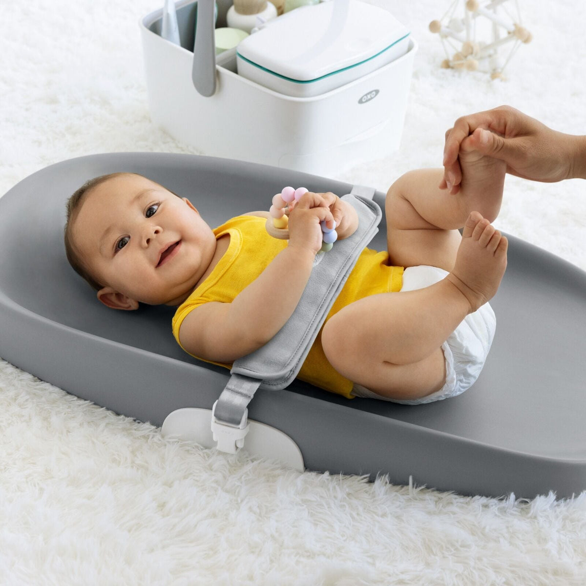 tot-changing-pad-gray-f7 tot_63154800_changingpad_pdp_03.jpg