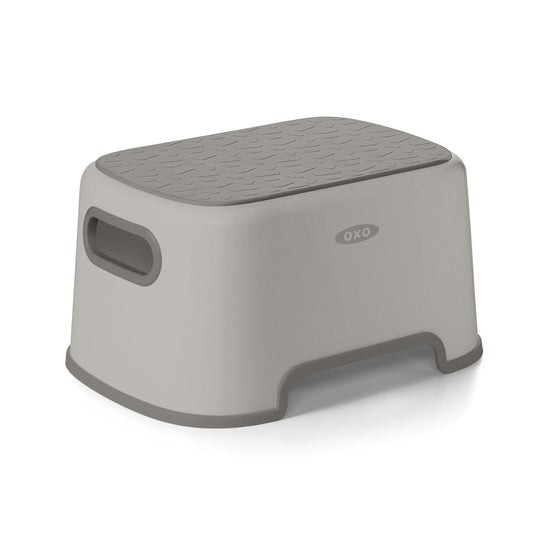 step-stool-drizzle-l8 tot_63171500_step-stool-drizzle_00_main.jpeg