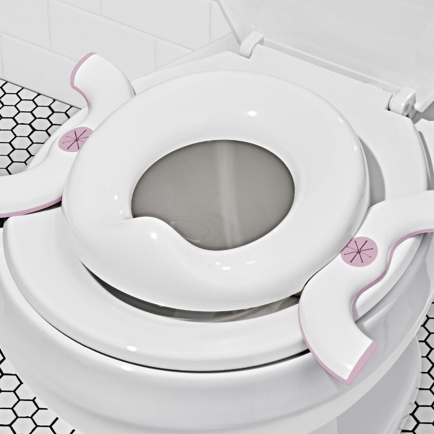 oxo-tot-2-in-1-go-potty-blossom-z3 tot_63172200_2in1-go-potty-blossom_pdp_03.jpeg