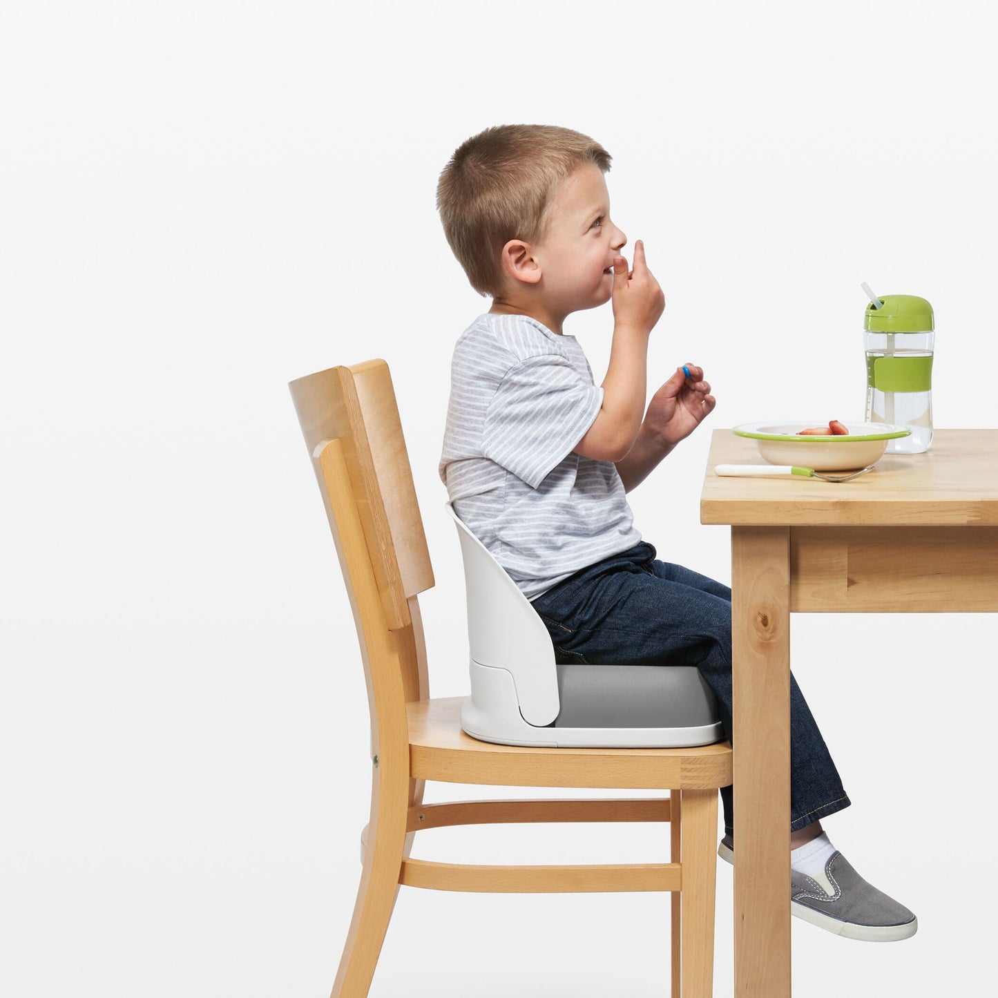 perch-booster-seat-with-straps-u0 tot_6394300_3a.jpg
